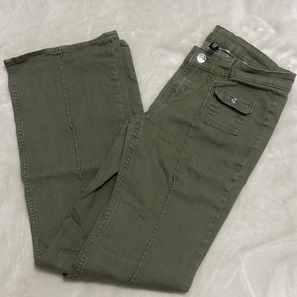 H&M Khaki Low-Rise Green Trousers